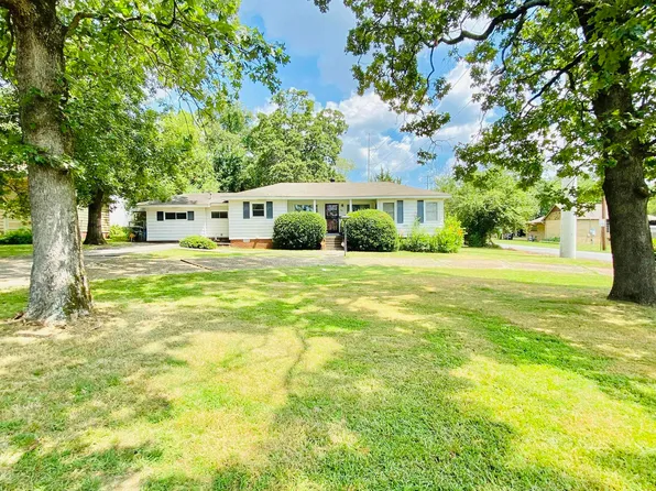1501 Parkway Dr, N Little Rock, AR 72118