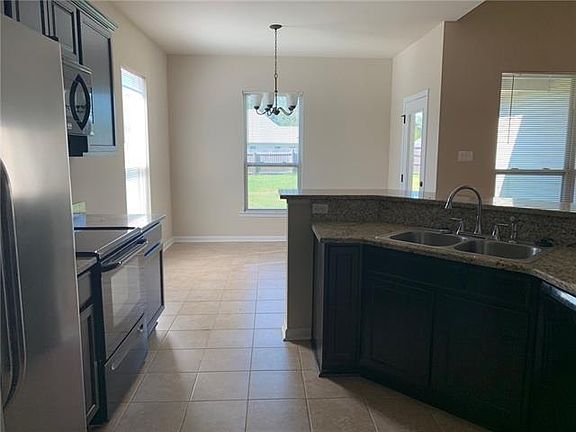 3rd image of 25673 Palmwood Ct