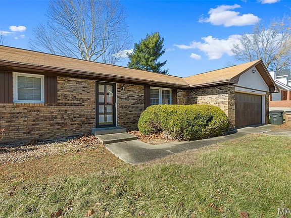 2nd image of 1557 Briarcliff Dr