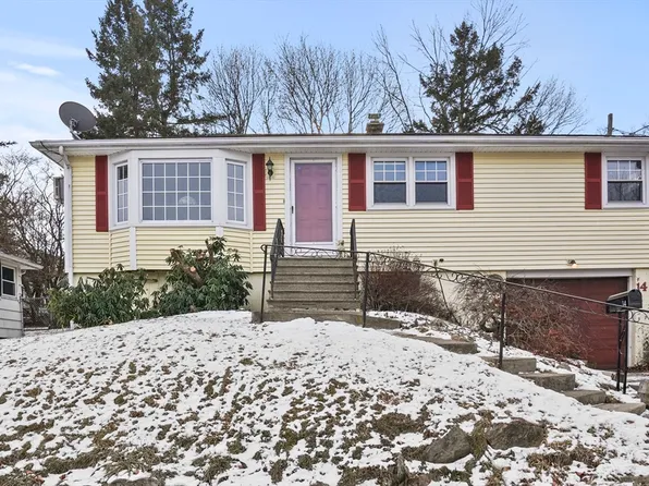 14 Kenberma Rd, Worcester, MA 01604