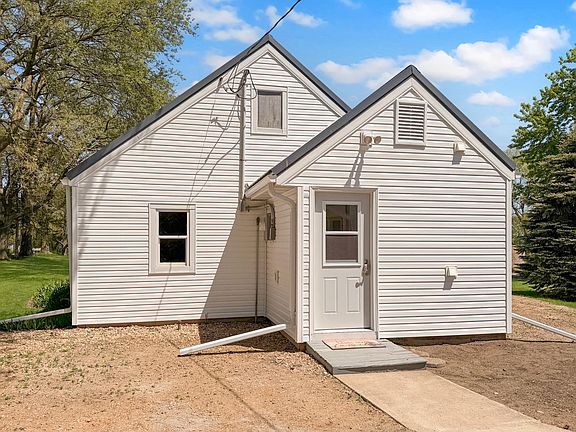 5th image of 641 Summit Ave