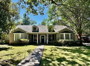 325 Woodlawn Dr, Greenville, MS 38701