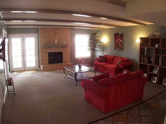 5th image of 1633 Charles Owens Dr