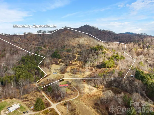 999 Wilson Dr, Canton, NC 28716