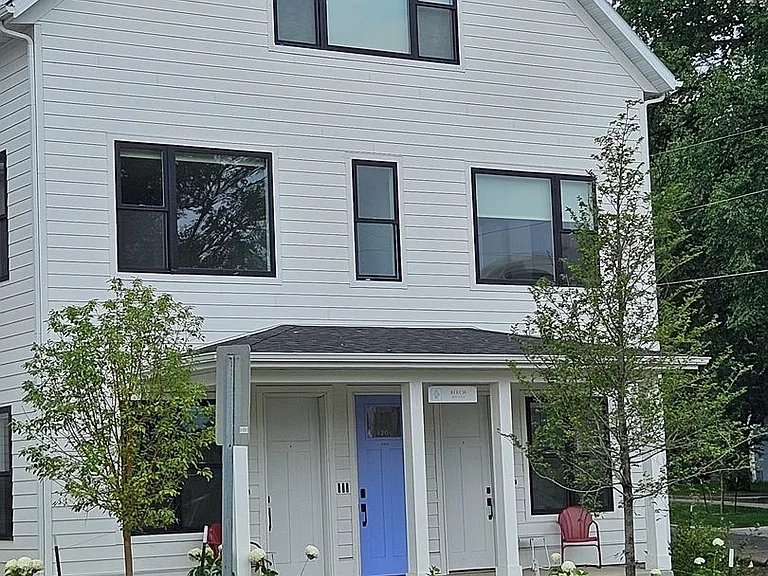 120 E Avenue A — Photo 31