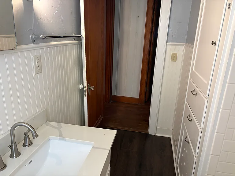828 W Gandy St — Photo 13