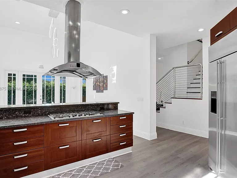 1207 SW 21st St — Photo 10
