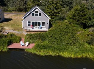 889 Albion Ave SE, Ocean Shores, WA 98569