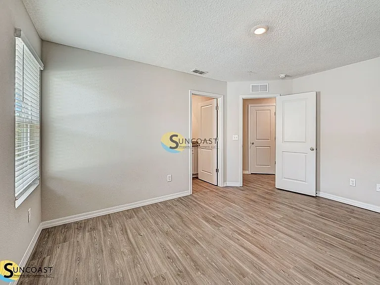Sunbeam Villas — Photo 155