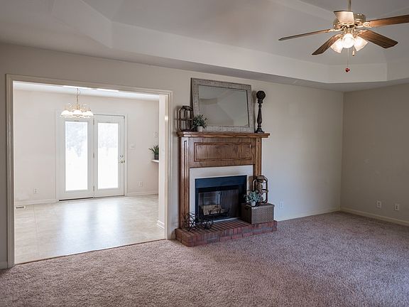 4th image of 1196 Connemara Way
