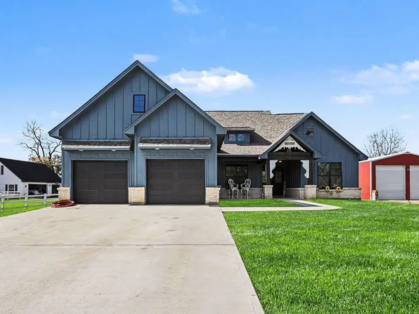 444 Mill Rd, Angleton, TX 77515