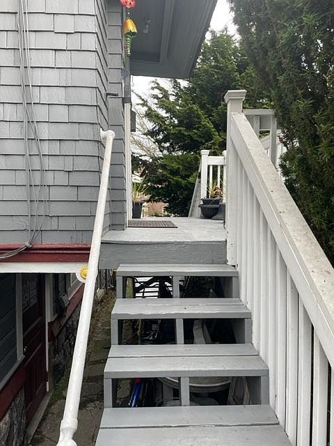 1st image of 522 N Yakima Ave #B