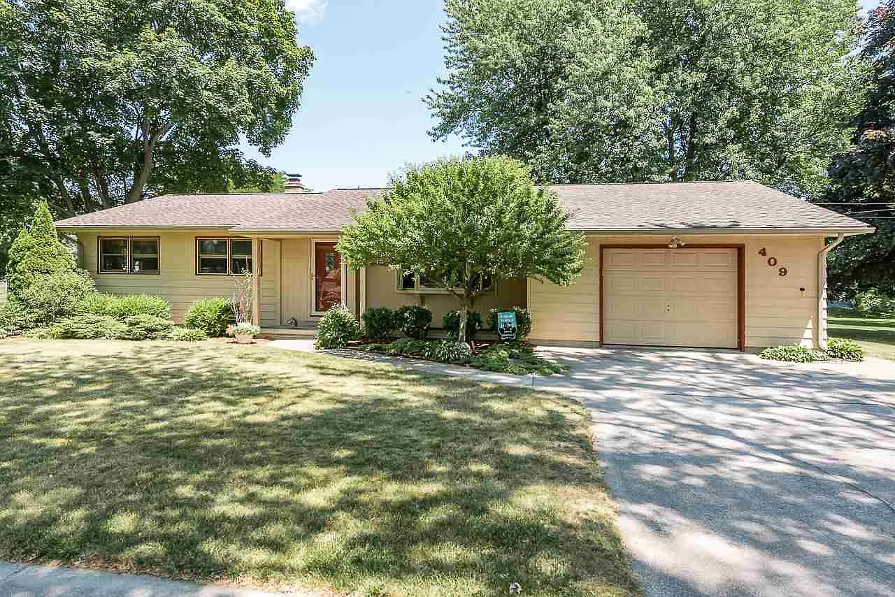 409 Southlawn Dr photo 1