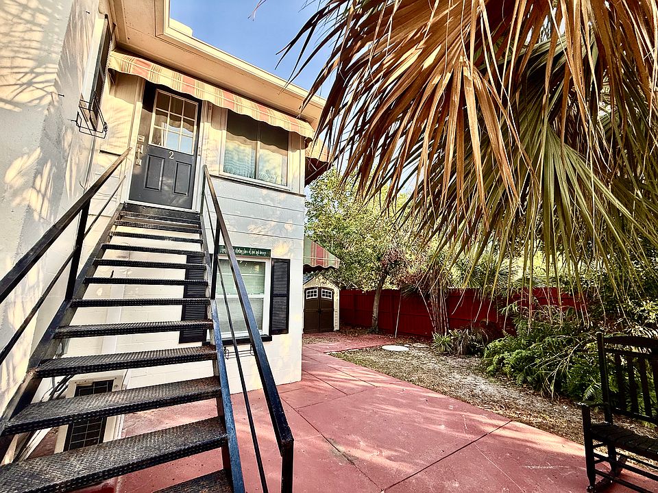 1st image of 609 S Lake Dr #2