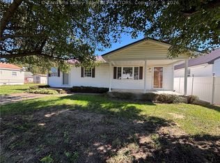 3208 Howard Ave, Point Pleasant, WV 25550