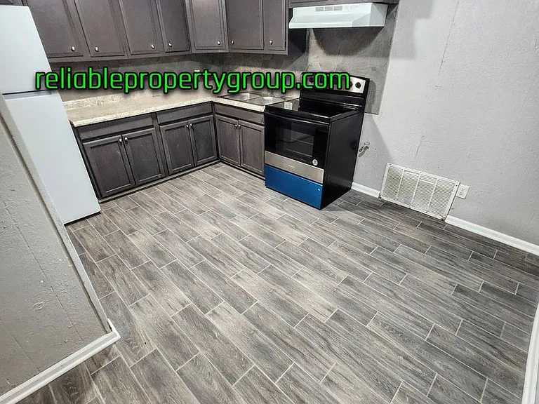 1745 E Market St #638 — Photo 5