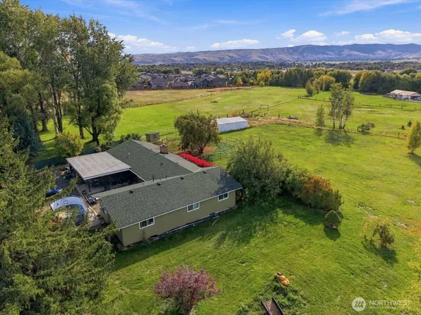 2104 W Dry Creek Road, Ellensburg, WA 98926