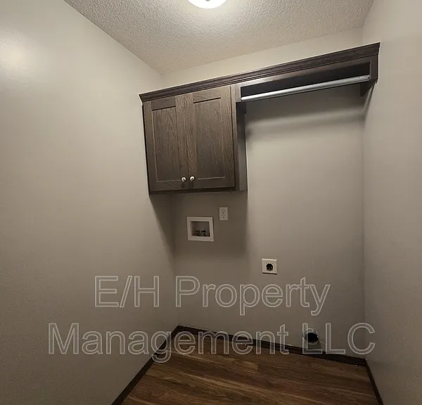 5903 N Millsboro St — Photo 28
