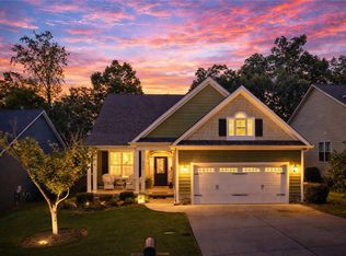 215 Chickadee Trl, Easley, SC 29642