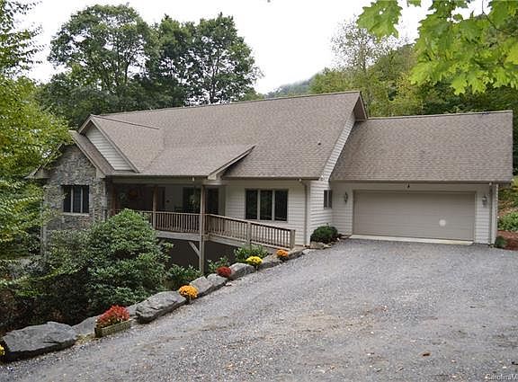 4th image of 371 Ginseng Hollow Ln