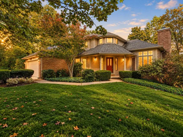239 Crabapple Ln, Valparaiso, IN 46383