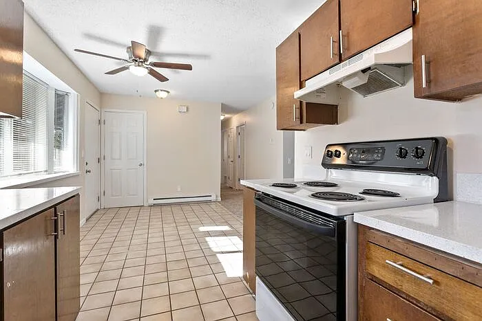 16540 NE Glisan St #29 — Photo 25
