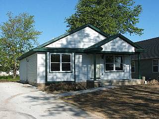 1st image of 7037 Schuler Ave