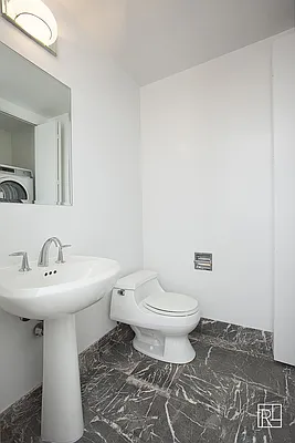 Rented by Compass | media 12