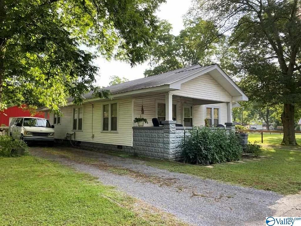 2nd image of 524 Sparks Ave