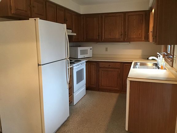 4th image of 1218 Wisconsin Ave