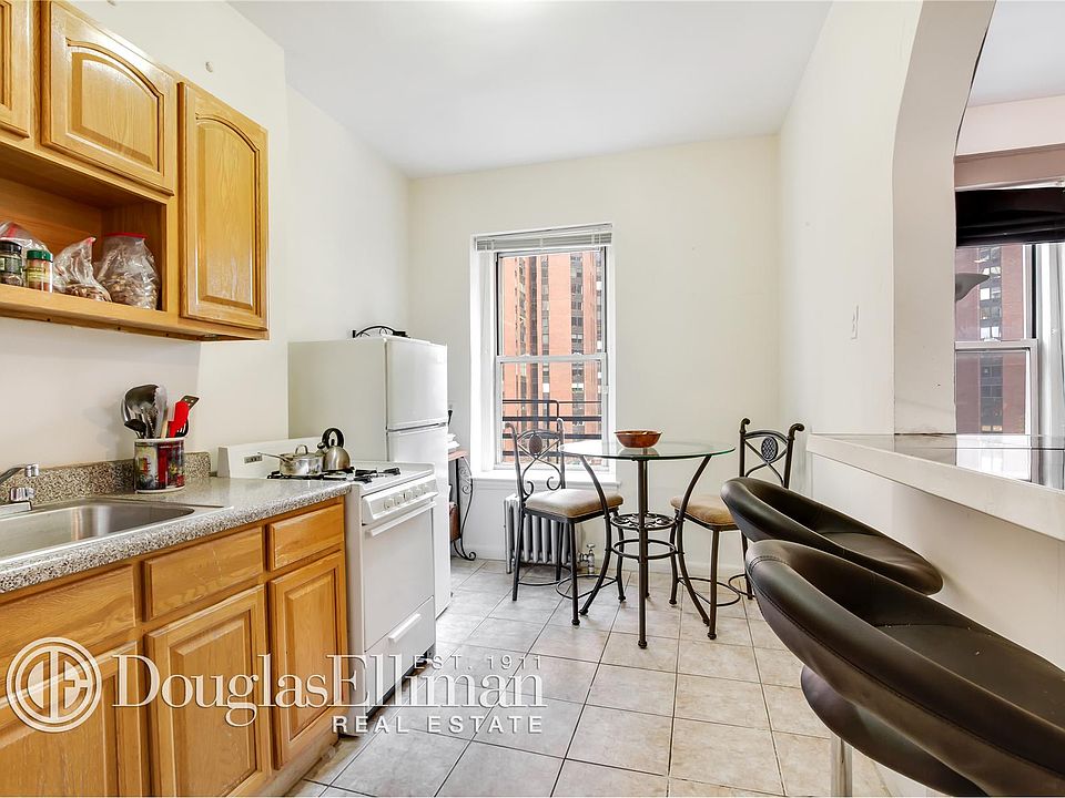 2nd image of 175 E 91st St APT 4A