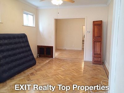 1st image of 1876 W 10th St #1