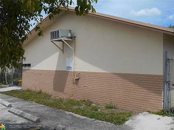 2nd image of 1112 NW 8th Ave #1112