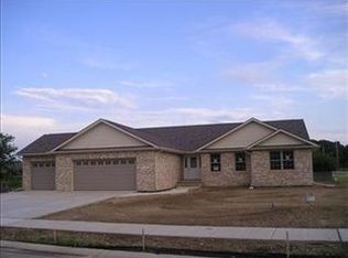 6511 Elizabeth Ln, Portage, IN 46368