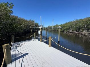 279 SE Via Bisento Port St, Pt Saint Lucie, FL 34952