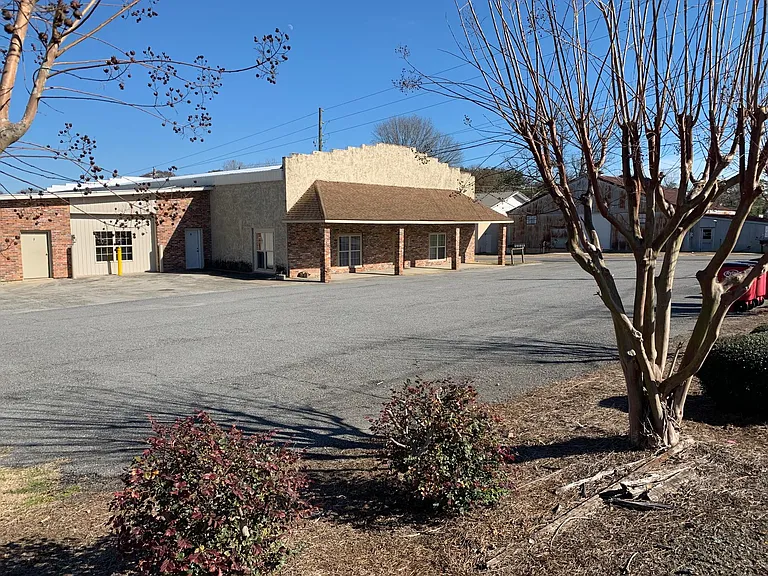 5404 Main St #F — Photo 13