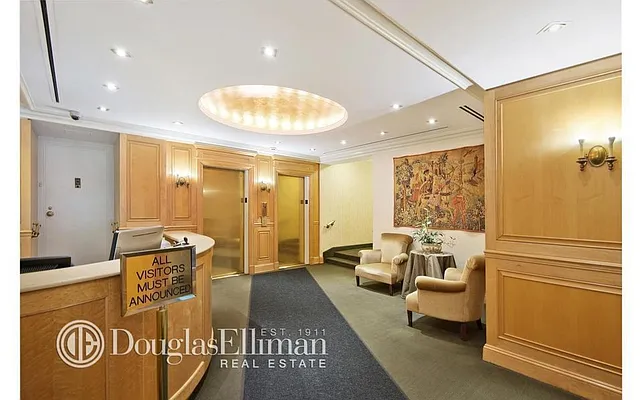 Rented by Portrait Realty | media 35