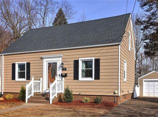 18 Rockwood Rd, Hamden, CT 06514