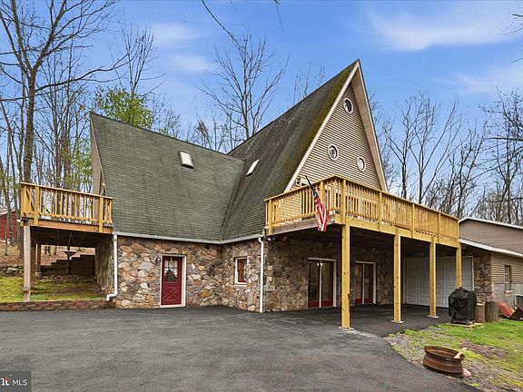 3rd image of 154 Spook Hollow Rd