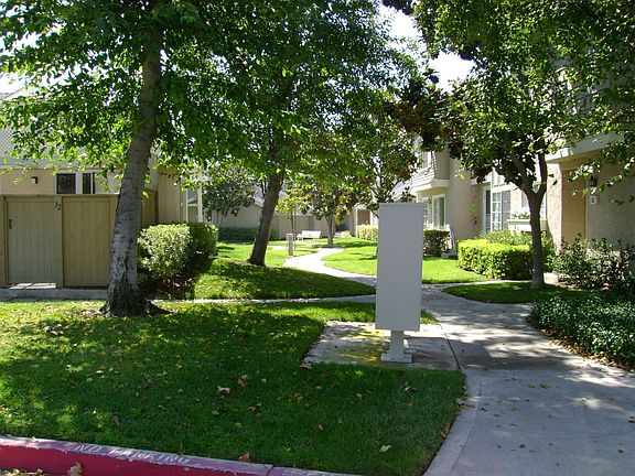 4th image of 33061 Aquamarine Cir