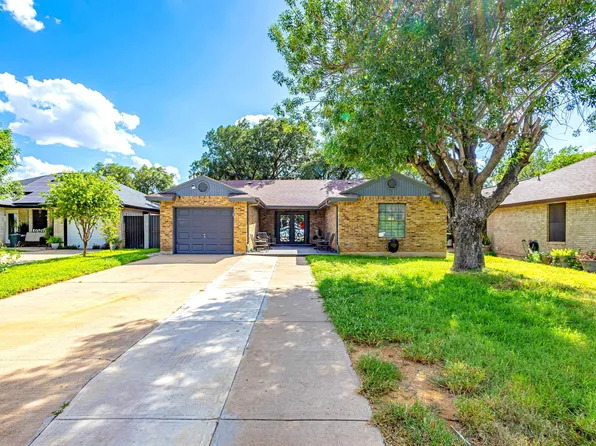 308 Venado Ct, Laredo, TX 78045