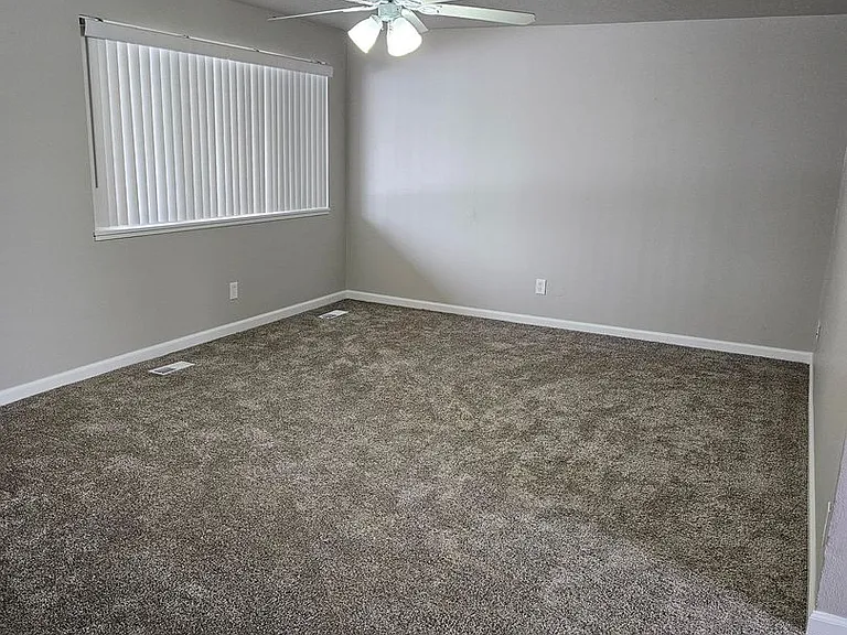 2402 W Lemhi St — Photo 7