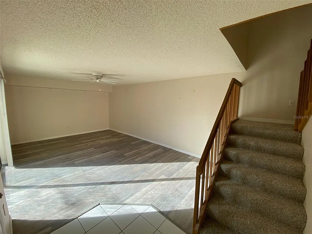 2 bed, 2.5 bath, 1288 sqft, $1,650 — Photo 4