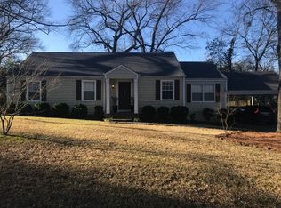 2411 Dolly Ridge Rd, Vestavia, AL 35243