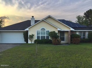6632 Oakbrook Dr, Ocean Springs, MS 39564