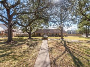 8385 Evangeline Ln, Beaumont, TX 77706