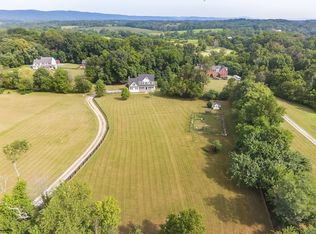 39050 John Wolford Rd, Waterford, VA 20197