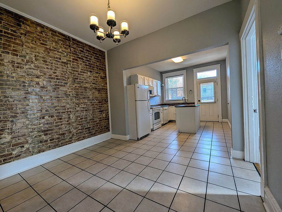 1st image of 3848 Cleveland Ave Floor 1