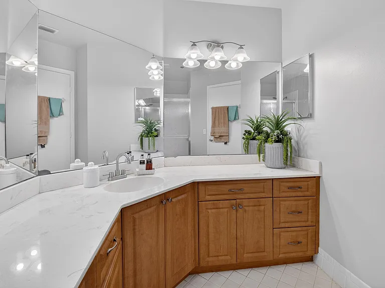 5155 Europa Dr #M — Photo 17