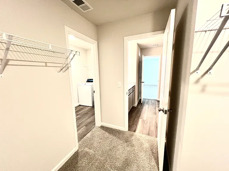 60 Ruffian Ct — Photo 34